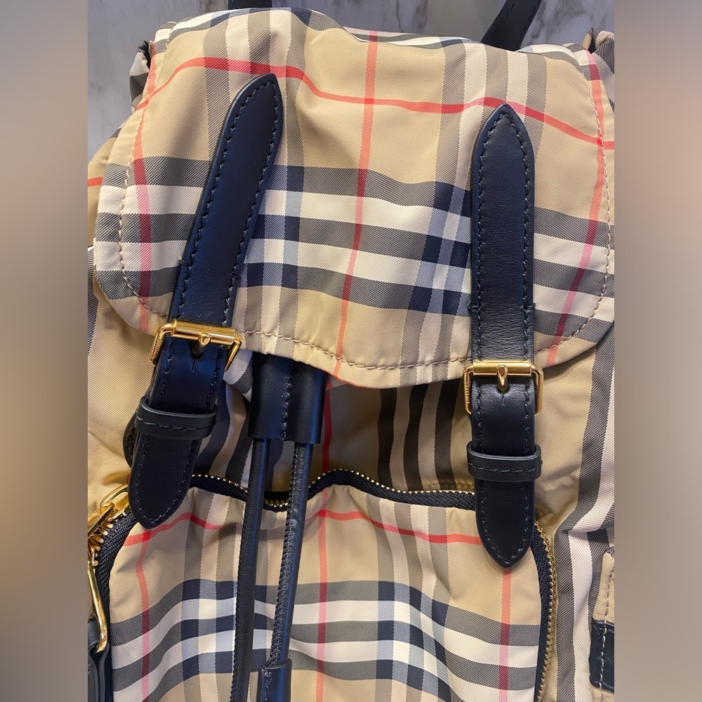 BURBERRY SMALL RUCKSACK BACKPACK NYLON BEIGE - Picture 4 of 10
